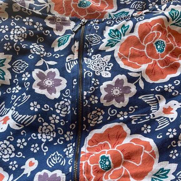 Old Navy Blue Floral Print Summer Dress - Picture 5 of 7